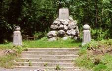 https://upload.wikimedia.org/wikipedia/commons/b/b4/A%C5%A1_Friedrich_Ludwig_Jahn_Memorial_2007-07-14.JPG