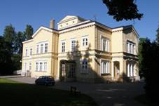 File:Kretin Castle.JPG