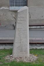 �esk�-pam�tn�k-ob�tem-v�lek2013.jpg