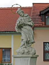 Telnice - socha sv Jana Nepomuck�ho.jpg