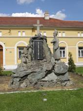 Telnice - pomn�k padl�m.jpg