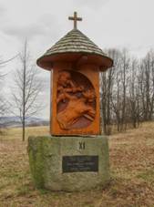 https://upload.wikimedia.org/wikipedia/commons/7/77/K%C5%99%C3%AD%C5%BEov%C3%A1_cesta_u_Brunt%C3%A1lu_-_11._zastaven%C3%AD_%28Q107163137%29.jpg