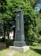 Deht��e - pomn�k.jpg