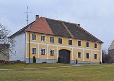 Village square in Dob�ice 13.jpg