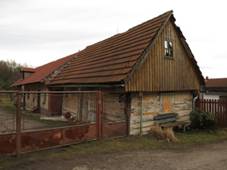 https://upload.wikimedia.org/wikipedia/commons/5/58/Struha%C5%99ov%2C_%C5%A1p%C3%BDchar_usedlosti_%C4%8Dp.25.jpg