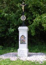 https://kronikaobcecerna.estranky.cz/img/original/2118/u-muckovskych-jeskyn.jpg