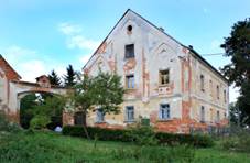 Odrava, Poto�i�t�, old farm.jpg