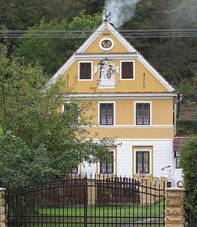St��ovice (Sn�dovice), d�m.jpg