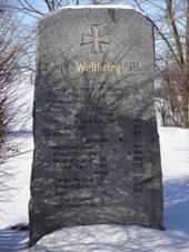 https://upload.wikimedia.org/wikipedia/commons/thumb/1/1c/Lou%C4%8Dn%C3%A1_%28na_Fr%C3%BDdlantsku%29_-_pomn%C3%ADk_padl%C3%BDm.jpg/800px-Lou%C4%8Dn%C3%A1_%28na_Fr%C3%BDdlantsku%29_-_pomn%C3%ADk_padl%C3%BDm.jpg