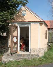 Doln� �asnice, kapli�ka (1).jpg