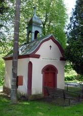 Macourov, kaple 02.jpg