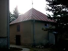 N�kov kostnice budova 1.JPG