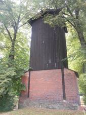 http://upload.wikimedia.org/wikipedia/commons/thumb/c/ca/Hasi%C4%8Dsk%C3%A1_zbrojnice-su%C5%A1%C3%A1rna_hadic_%282%29.JPG/640px-Hasi%C4%8Dsk%C3%A1_zbrojnice-su%C5%A1%C3%A1rna_hadic_%282%29.JPG