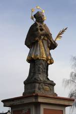 Krava�e (OP), socha sv. Jana Nepomuck�ho (2).JPG