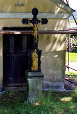 https://upload.wikimedia.org/wikipedia/commons/thumb/e/e9/Mal%C3%A1_V%C3%ADska%2C_chapel_2.jpg/800px-Mal%C3%A1_V%C3%ADska%2C_chapel_2.jpg