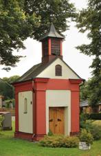 https://upload.wikimedia.org/wikipedia/commons/thumb/4/42/Pod%C4%9Bvousy%2C_chapel.jpg/800px-Pod%C4%9Bvousy%2C_chapel.jpg