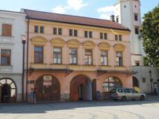Hranice, Pern�tejnsk� n�m�st� 737.JPG