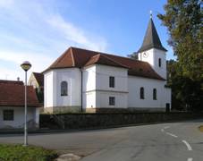 https://upload.wikimedia.org/wikipedia/commons/thumb/7/7f/Div%C3%A1ky%2C_church.jpg/1280px-Div%C3%A1ky%2C_church.jpg