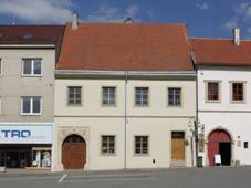 Hustope�e - Dukelsk� n�m�st� 24.jpg