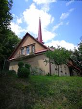 Evangelick� kostel ve Valte�ic�ch 02.jpg