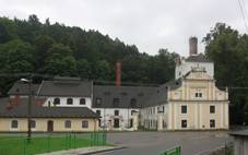 File:�dol� (Nov� Hrady) - pivovar.jpg