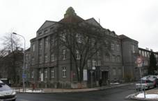 SP�K, n�m.17.listopadu, Karlovy Vary Ryb��e.JPG