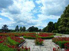 Lidice , R��ov� sad 01.jpg