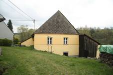 https://upload.wikimedia.org/wikipedia/commons/thumb/1/1b/Cultural_monument_Mill_in_Pl%C3%A1ni%C4%8Dka%2C_%C4%8C%C3%ADha%C5%88%2C_Klatovy_District.jpg/1280px-Cultural_monument_Mill_in_Pl%C3%A1ni%C4%8Dka%2C_%C4%8C%C3%ADha%C5%88%2C_Klatovy_District.jpg