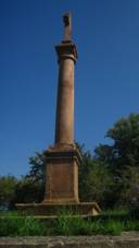 https://upload.wikimedia.org/wikipedia/commons/thumb/0/07/Pla%C5%88any_-_k%C5%99%C3%AD%C5%BEek_v_Tyr%C5%A1ov%C4%9B_ulici_%281%29.jpg/800px-Pla%C5%88any_-_k%C5%99%C3%AD%C5%BEek_v_Tyr%C5%A1ov%C4%9B_ulici_%281%29.jpg