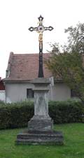 https://upload.wikimedia.org/wikipedia/commons/thumb/e/ee/Sendrazice_%28Kolin%29_H._Krizek.jpg/800px-Sendrazice_%28Kolin%29_H._Krizek.jpg