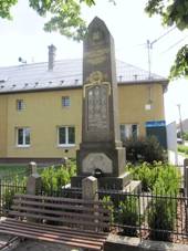St��ovice (KM), pomn�k.jpg