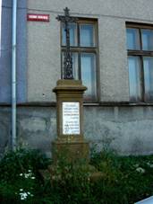 https://d34-a.sdn.cz/d_34/c_img_E_L/pbVEc3.jpeg?fl=res,2200,2200,1