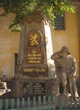 https://upload.wikimedia.org/wikipedia/commons/thumb/9/9f/Brnany_LT_CZ_WWI_memorial_0198.jpg/800px-Brnany_LT_CZ_WWI_memorial_0198.jpg