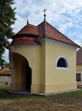 Chapel in Valtice.jpg