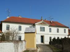 �pit�l Milosrdn�ch sester - Valtice Mikulovsk� 166.jpg