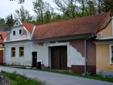 Venkovsk�-usedlost,-Z��e��-466,-Bechyn�.jpg