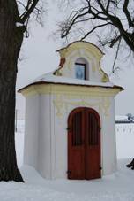 https://upload.wikimedia.org/wikipedia/commons/thumb/b/b3/Jickovice_okres_P%C3%ADsek_%2849%29.JPG/800px-Jickovice_okres_P%C3%ADsek_%2849%29.JPG