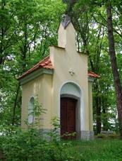 https://upload.wikimedia.org/wikipedia/commons/thumb/b/bc/N%C3%ADkovice_%28_Hrejkovice_%29_-_okres_P%C3%ADsek_%2811%29.jpg/1280px-N%C3%ADkovice_%28_Hrejkovice_%29_-_okres_P%C3%ADsek_%2811%29.jpg