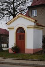 https://upload.wikimedia.org/wikipedia/commons/thumb/6/69/Rad%C4%9Btice_%28okres_T%C3%A1bor%29_%287%29.jpg/800px-Rad%C4%9Btice_%28okres_T%C3%A1bor%29_%287%29.jpg