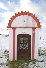 https://upload.wikimedia.org/wikipedia/commons/thumb/b/ba/Svatkovice_%28Bernartice%29._Okres_P%C3%ADsek._%288%29.jpg/800px-Svatkovice_%28Bernartice%29._Okres_P%C3%ADsek._%288%29.jpg