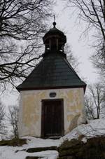 https://upload.wikimedia.org/wikipedia/commons/thumb/b/b2/Oslet%C3%ADn_%28_Zho%C5%99%29_Okres_P%C3%ADsek_%282%29.JPG/800px-Oslet%C3%ADn_%28_Zho%C5%99%29_Okres_P%C3%ADsek_%282%29.JPG