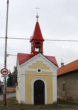 Bezd���n (Mlad� Boleslav), kaple (4).jpg