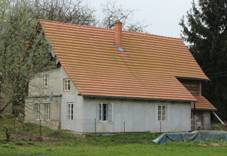 https://upload.wikimedia.org/wikipedia/commons/thumb/4/41/Doubravice_%28Katusice%29%2C_d%C5%AFm_%C4%8D%C3%ADslo_22.jpg/1280px-Doubravice_%28Katusice%29%2C_d%C5%AFm_%C4%8D%C3%ADslo_22.jpg