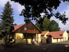 http://www.hajenkaborsov.cz/foto/foto001/fotov/foto001.jpg