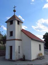 Chapel in Litovany, T�eb�� District.JPG