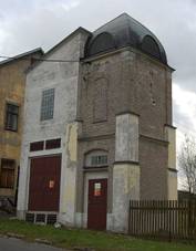 Horn� Blatn�, ulice Komensk�ho, transform�tor.jpg