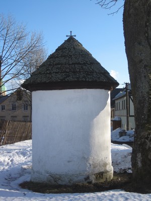 polokruhov� apsida z�v�ru kaple - �nor 2011