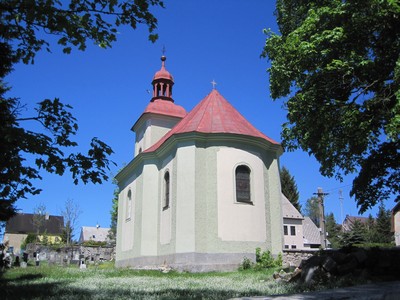 kaple sv. K��e od jihoz�padu - kv�ten 2011