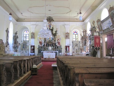 interi�r kostela sv. Vav�ince - kv�ten 2011