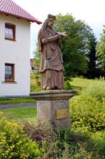 P�ebuz socha sv. Jana Nepomuck�ho (1).jpg